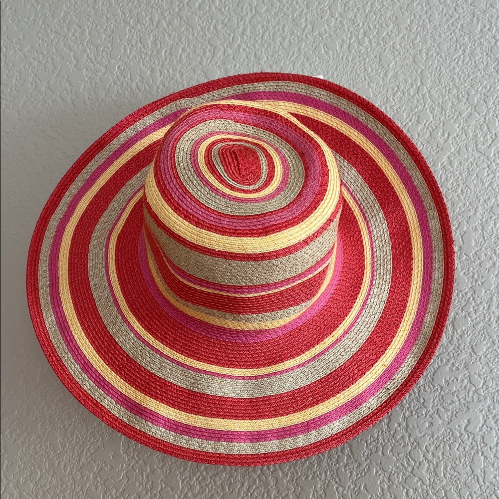 🆕 Coldwater Creek Sunny stripe wide brim hat